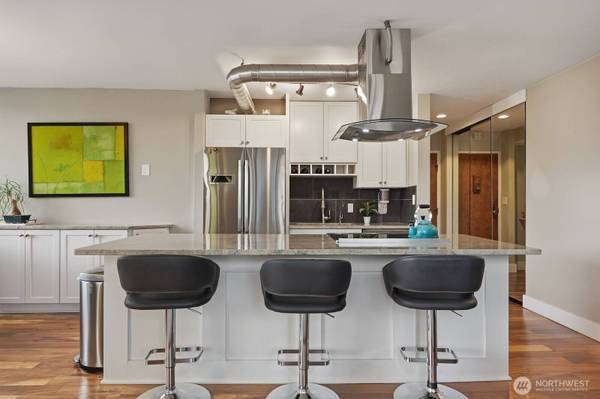 2100 3rd AVE #2601, Seattle, WA 98121