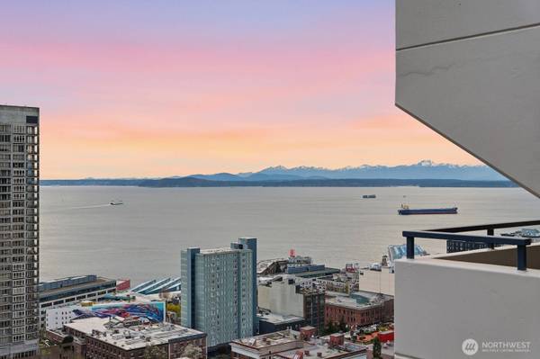 2100 3rd AVE #2601, Seattle, WA 98121