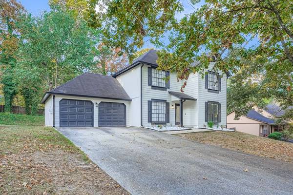 2720 Thornbury Way, Atlanta, GA 30349-7118