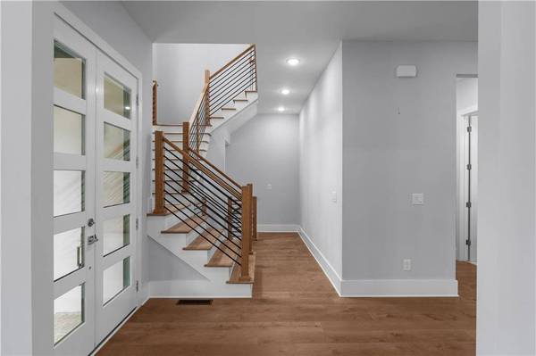 1604 Niskey Lake RD, Atlanta, GA 30331