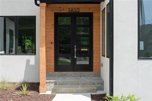 1610 Niskey Lake RD, Atlanta, GA 30331