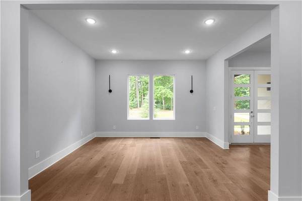 1604 Niskey Lake RD, Atlanta, GA 30331