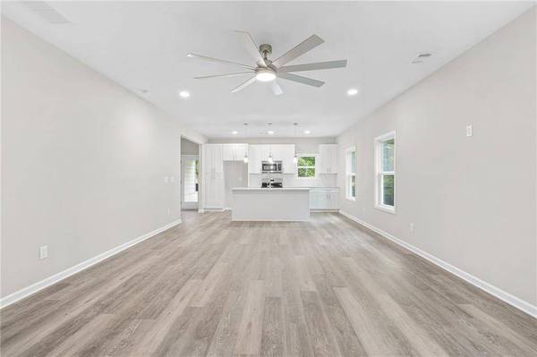 156 Club CIR, Stockbridge, GA 30281