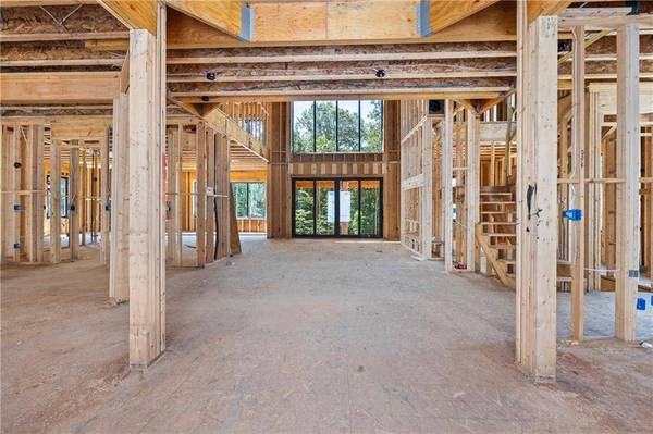 4255 Matisse LN, Fairburn, GA 30213