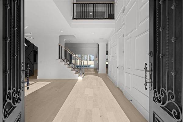 409 Thunder RD, Buford, GA 30518