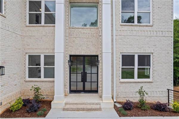 4267 Matisse LN, Fairburn, GA 30213