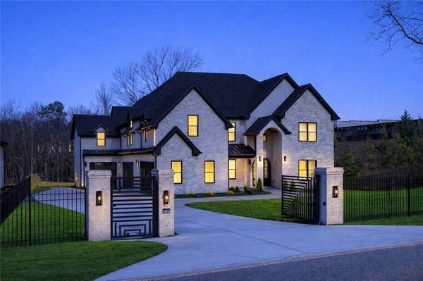 3235 Smithtown RD, Suwanee, GA 30024