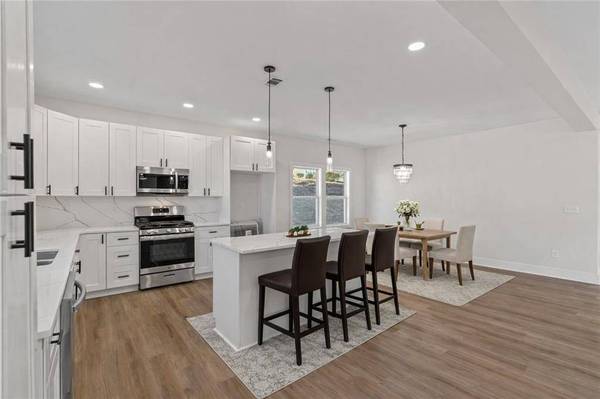 105 Windsong DR, Stockbridge, GA 30281