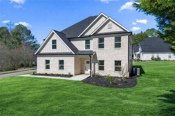 105 Windsong DR, Stockbridge, GA 30281