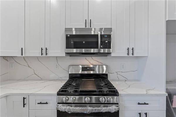 105 Windsong DR, Stockbridge, GA 30281