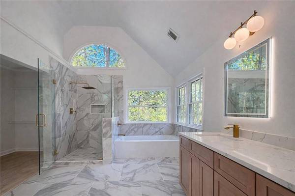 649 Mountain HBR, Stone Mountain, GA 30087