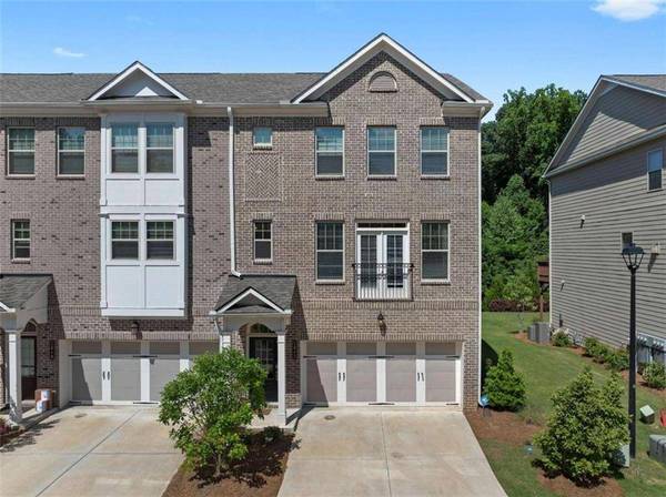 2042 Violet LN, Brookhaven, GA 30319