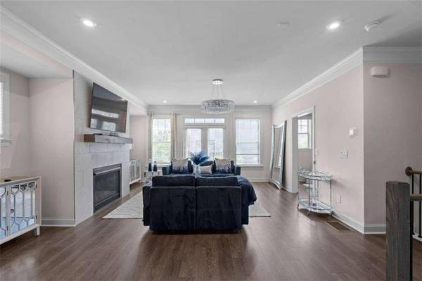 2042 Violet LN, Brookhaven, GA 30319