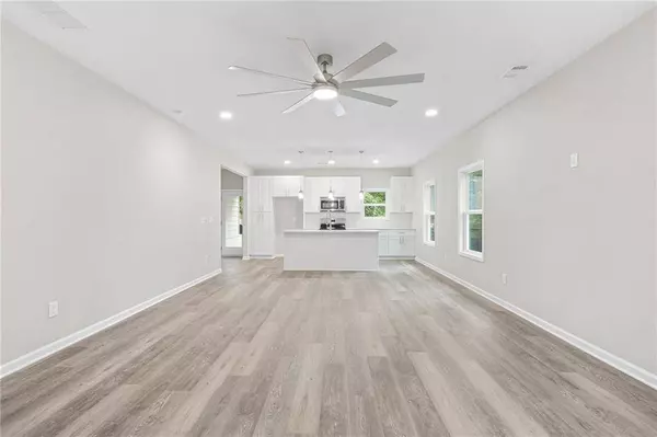 156 Club CIR, Stockbridge, GA 30281