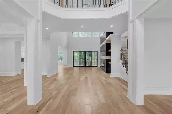 4255 Matisse LN, Fairburn, GA 30213