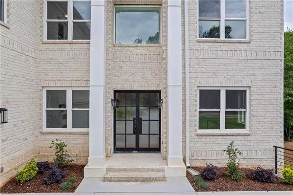 4267 Matisse LN, Fairburn, GA 30213