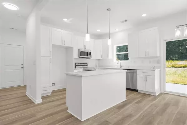 251 Harvey RD, Covington, GA 30016