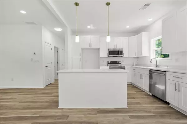 251 Harvey RD, Covington, GA 30016