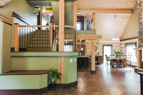 69479 RR 72 Range, Grovedale, AB T8W 5G5