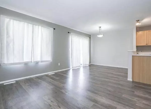 13006 93 ST, Grande Prairie, AB T8X1S5