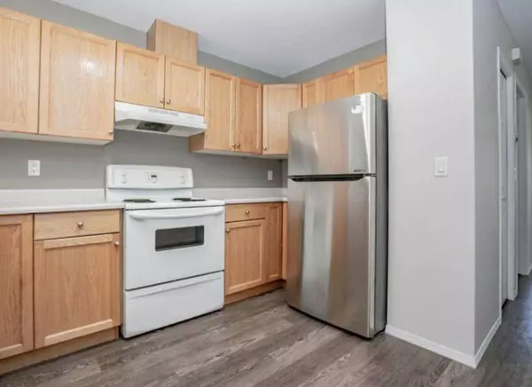 13006 93 ST, Grande Prairie, AB T8X1S5