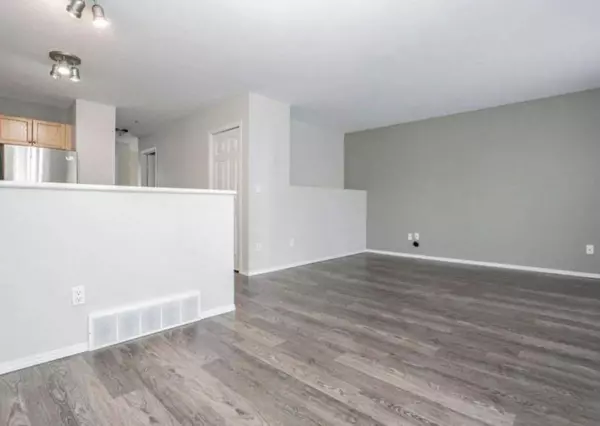 13006 93 ST, Grande Prairie, AB T8X1S5