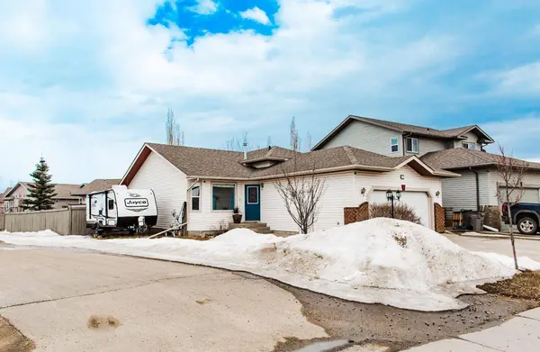 155 Pinnacle AVE, Grande Prairie, AB T8W 0A9