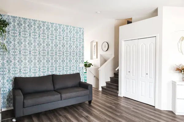 155 Pinnacle AVE, Grande Prairie, AB T8W 0A9