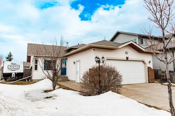 155 Pinnacle AVE, Grande Prairie, AB T8W 0A9