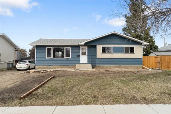 9904 85 AVE, Grande Prairie, AB T8V 0A2