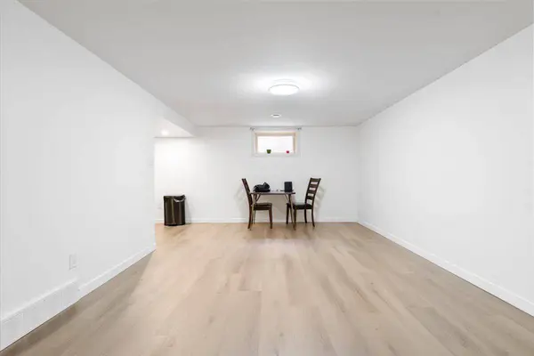 9904 85 AVE, Grande Prairie, AB T8V 0A2