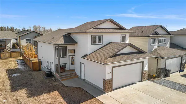 10236 94 ST, Sexsmith, AB T0H 3C0