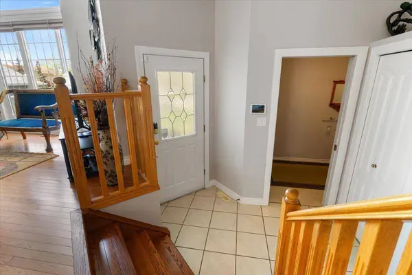 10233 114A AVE, Grande Prairie, AB T8V 6Z4