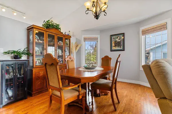 10233 114A AVE, Grande Prairie, AB T8V 6Z4