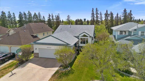 10233 114A AVE, Grande Prairie, AB T8V 6Z4