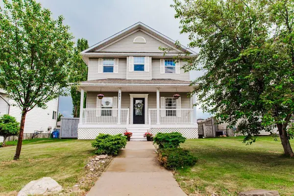 291 Pinnacle DR, Grande Prairie, AB T8W 2P8
