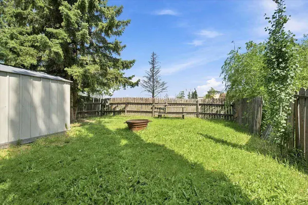 8113 SW 94 ST, Grande Prairie, AB T8V 5R4