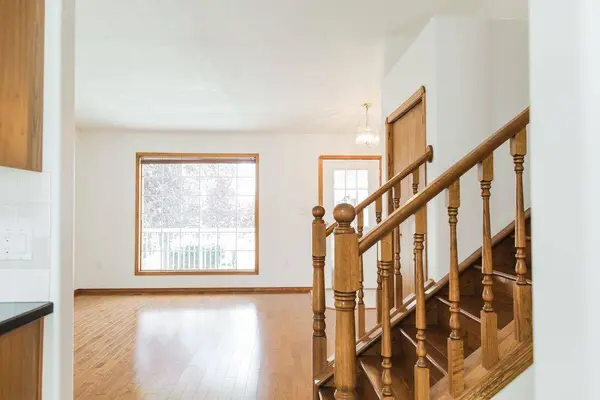 10610 Michaelis BLVD, Grande Prairie, AB T8W 2G9