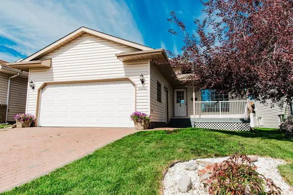 10610 Michaelis BLVD, Grande Prairie, AB T8W 2G9