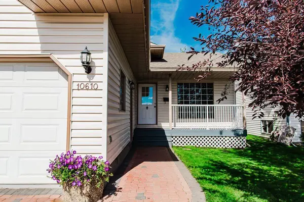 10610 Michaelis BLVD, Grande Prairie, AB T8W 2G9