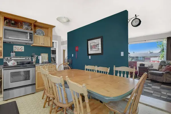 10431 92A ST, Grande Prairie, AB T8V 3V6
