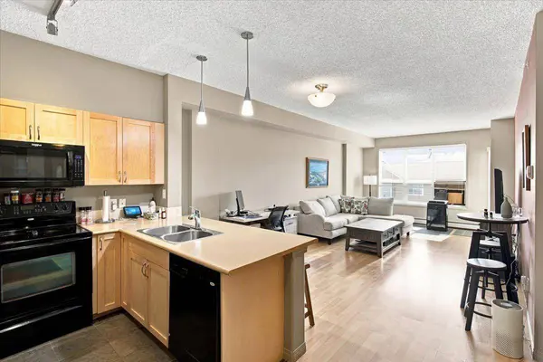 12310 102 ST #411, Grande Prairie, AB T8V 0N4