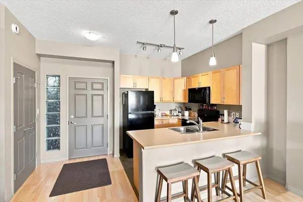 12310 102 ST #411, Grande Prairie, AB T8V 0N4