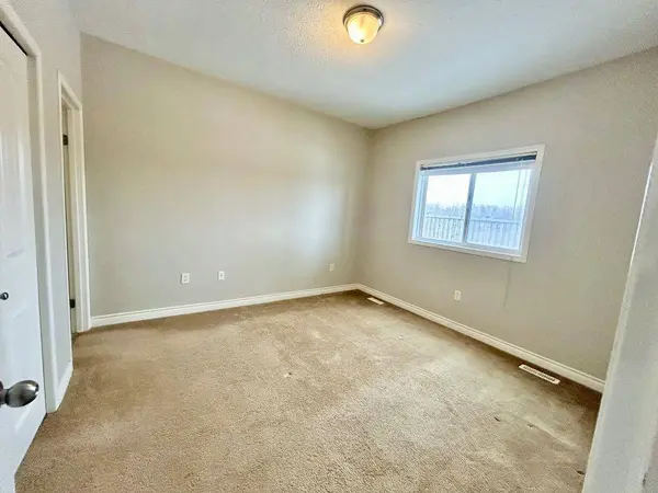 9229 Lakeland DR #105, Grande Prairie, AB T8X 0B8