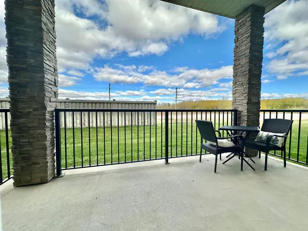9229 Lakeland DR #105, Grande Prairie, AB T8X 0B8
