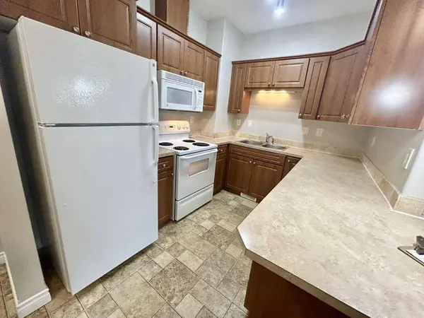 9229 Lakeland DR #105, Grande Prairie, AB T8X 0B8