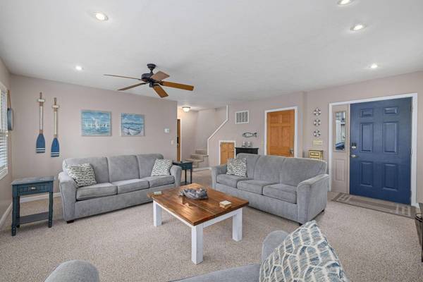 7842 Hickory Avenue, Russells Point, OH 43348