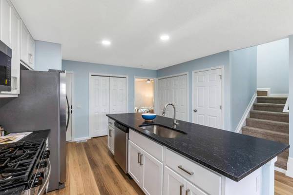 225 Reeb Avenue, Columbus, OH 43207