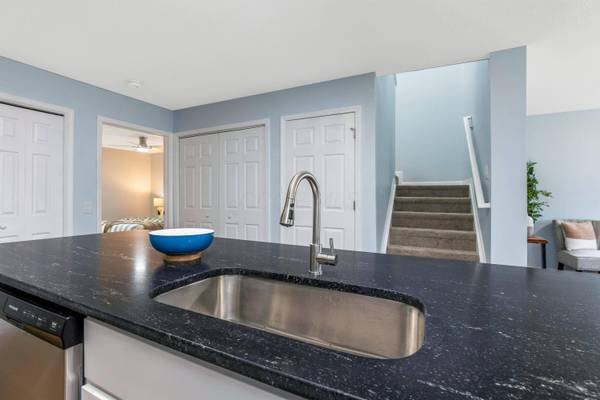 225 Reeb Avenue, Columbus, OH 43207