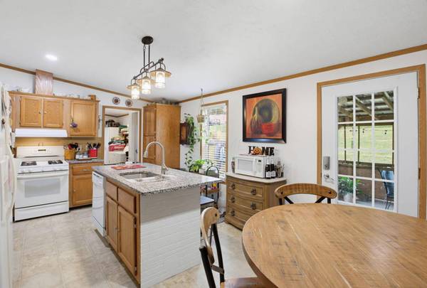 38845 Horner Hill Road, Pomeroy, OH 45769